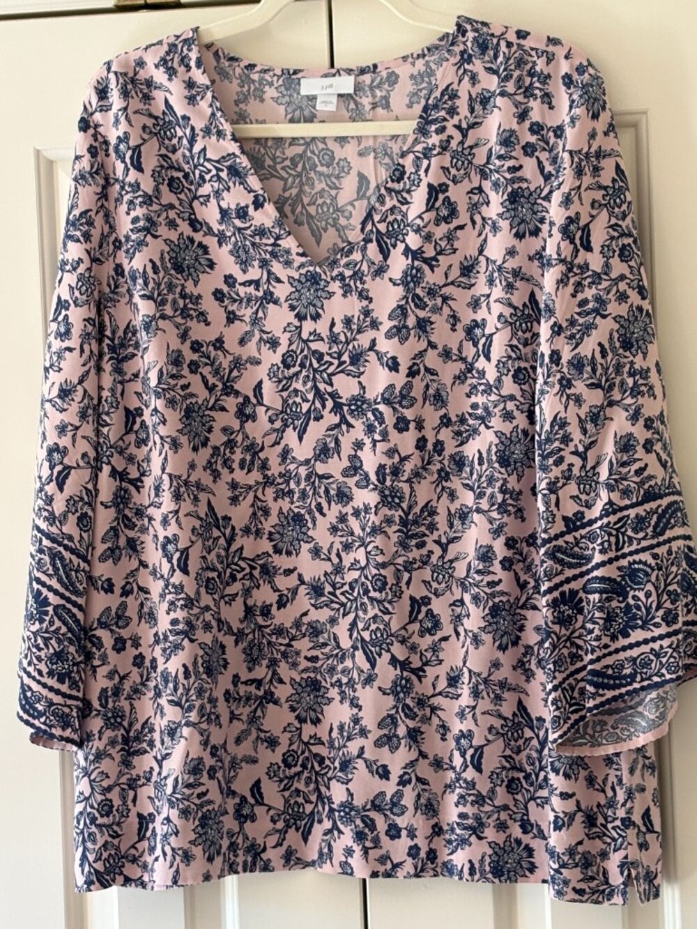 J.Jill's Lightweight  Pink & Navy Floral Boho Top Sz L